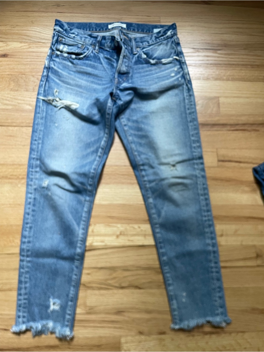 Moussy Vintage Distressed Jeans - 27